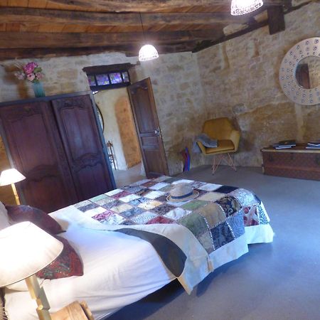 Domaine De Cantegrel - Gites De Charme Et Suite Troglodyte En Perigord ヴィトラック エクステリア 写真