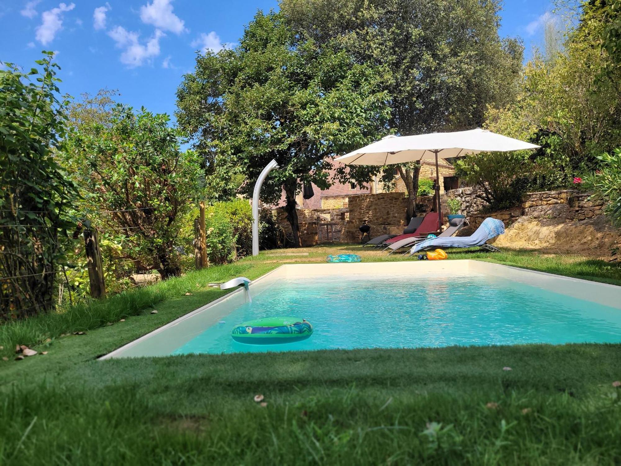 Domaine De Cantegrel - Gites De Charme Et Suite Troglodyte En Perigord ヴィトラック エクステリア 写真